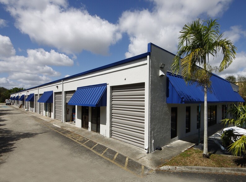 10101-10163 NW 46th St, Sunrise, FL for lease - Building Photo - Image 2 of 9