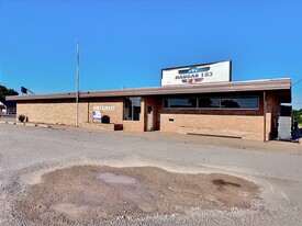 SW OK Restaurant on Hwy 183 - Cuisine commerciale