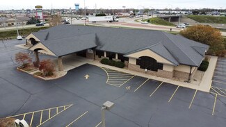Plus de détails pour 1875 West Pointe Dr, Oshkosh, WI - Bureau à vendre