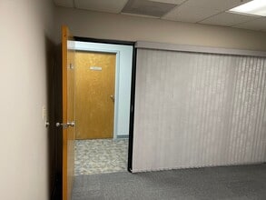 498 Palm Springs Dr, Altamonte Springs, FL for lease Interior Photo- Image 2 of 3