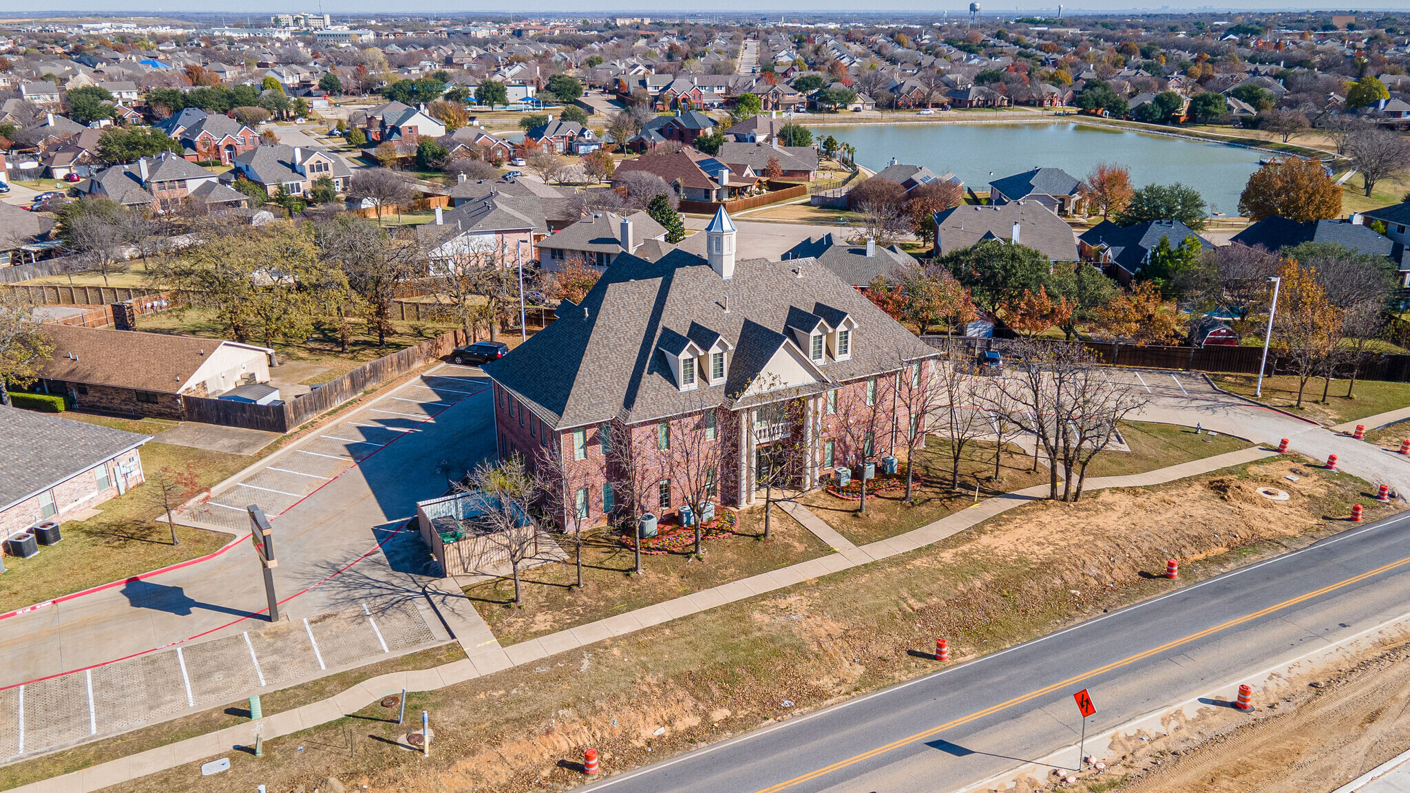 3541 Teasley Ln, Denton, TX à louer Photo principale- Image 1 de 20