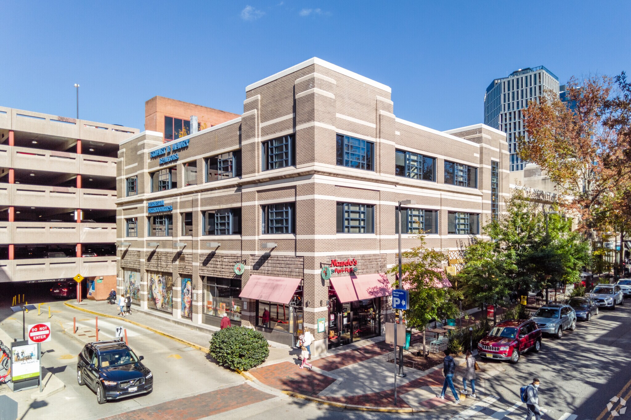4833 Bethesda Ave, Bethesda, MD à louer Photo principale- Image 1 de 7