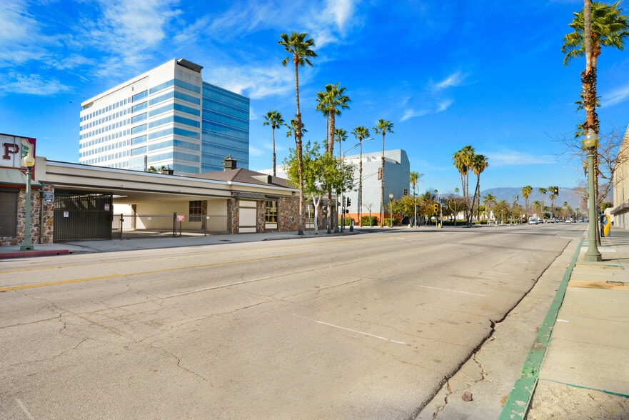 401 W 4th St, San Bernardino, CA for sale - Building Photo - Image 3 of 46