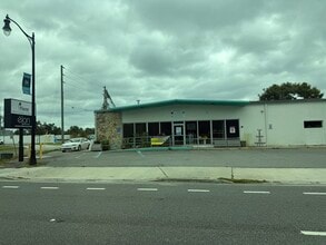 1500 W Fairbanks Ave, Winter Park, FL for lease Interior Photo- Image 1 of 7