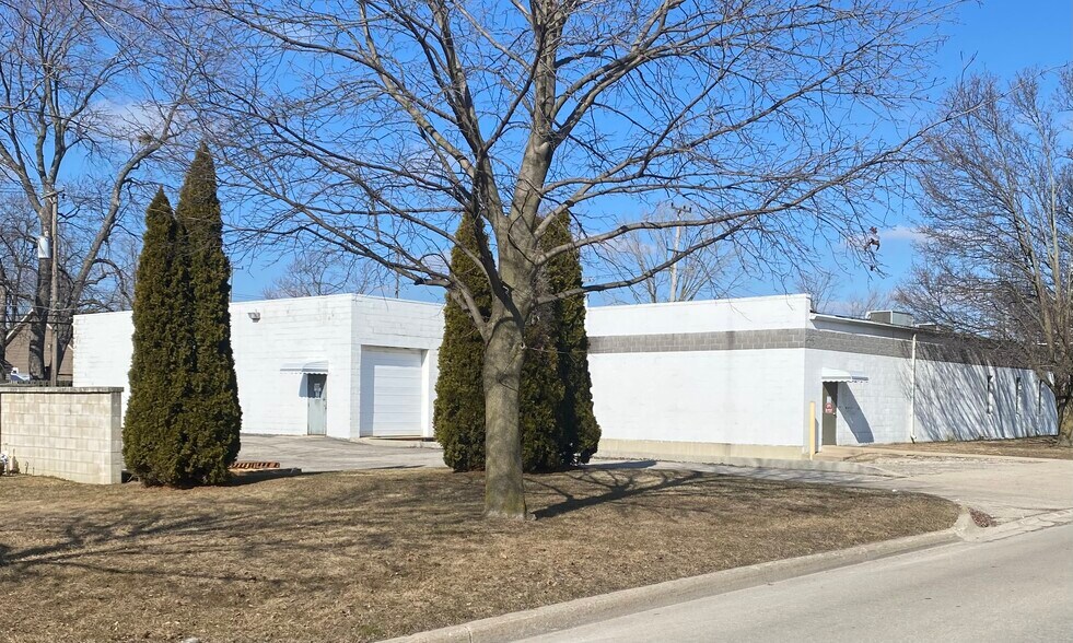 1309 W Lorain St, Monroe, MI à vendre - Photo principale - Image 1 de 3