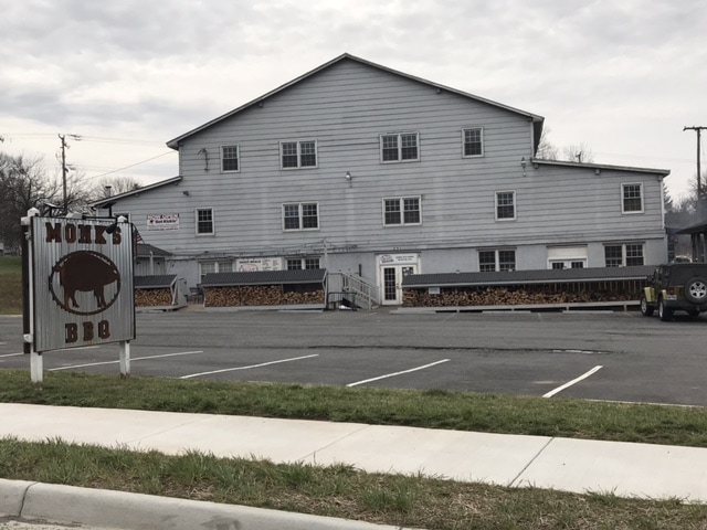 Plus de détails pour 251 N 21st St, Purcellville, VA - Bureau/Commerce de détail, Commerce de détail à louer