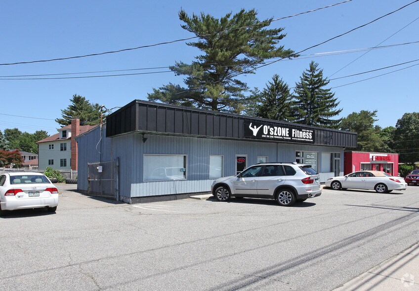 582 Boston Post Rd, Milford, CT à louer - Photo du bâtiment - Image 2 de 4