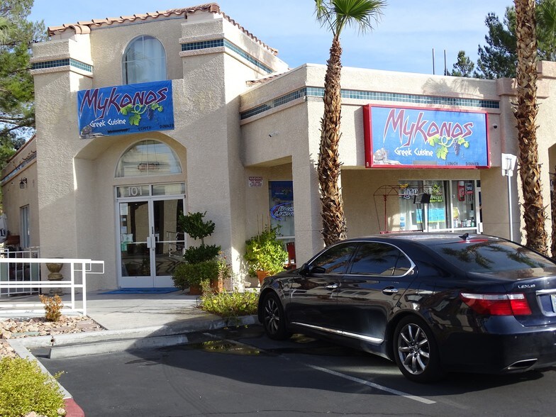 9300-9350 Sun City Blvd, Las Vegas, NV à louer - Photo du bâtiment - Image 2 de 15