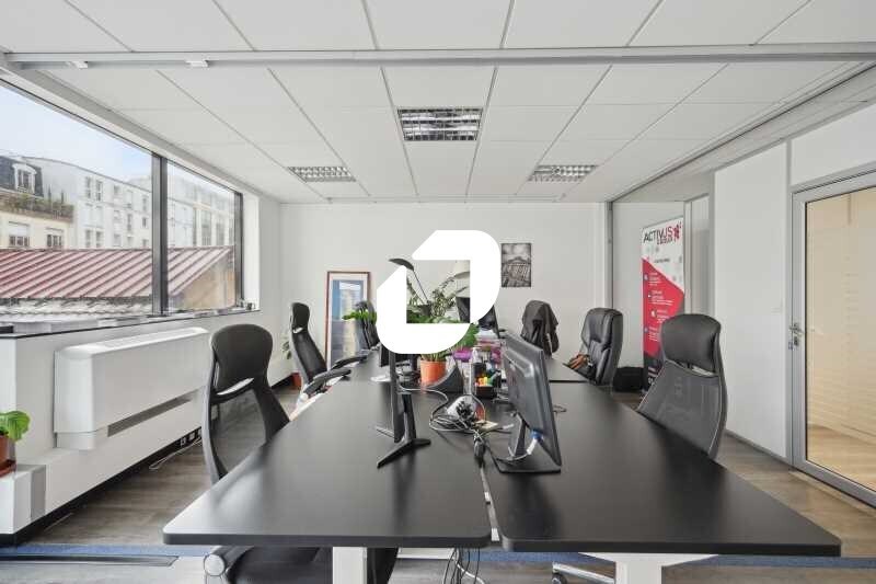 Office in Levallois Perret for lease - Interior Photo - Image 3 of 14