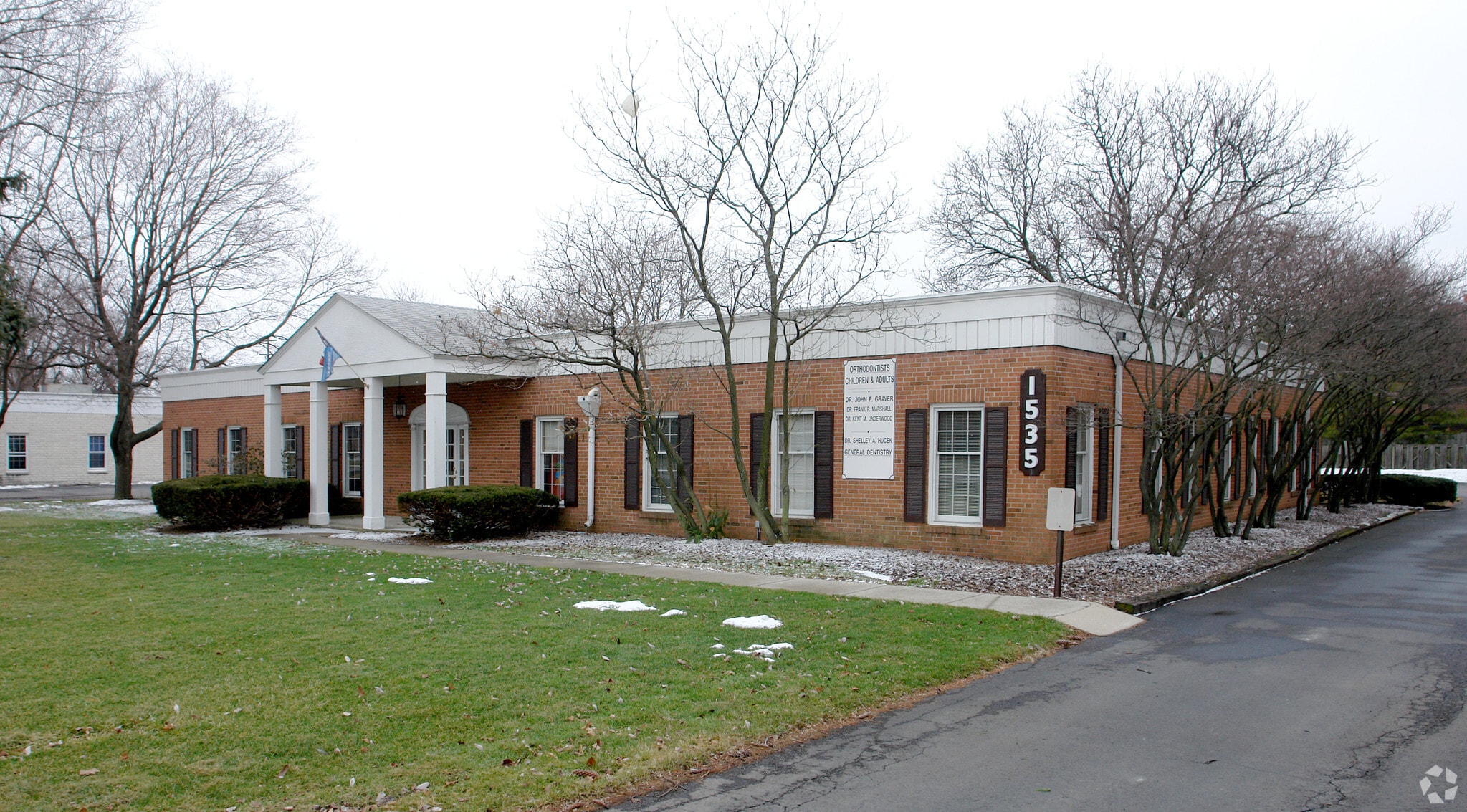 1535 Old Henderson Rd, Columbus, OH for lease Primary Photo- Image 1 of 4