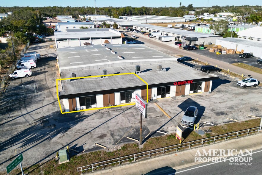 4107 Clark Rd, Sarasota, FL à louer - Photo du bâtiment - Image 2 de 2