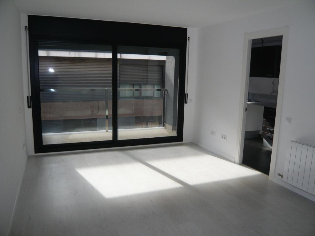 La Llagosta, BAR 08120 - Unit 02 - - Floor Plan - Image 2 of 6