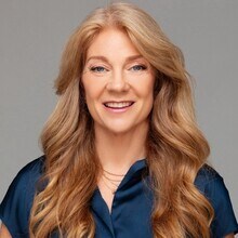 Sara Warner