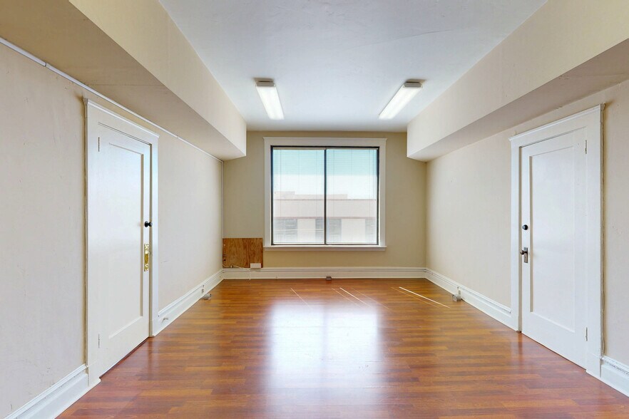 1527 19th St, Bakersfield, CA à louer - Numérisation 3D de Matterport - Image 3 de 22