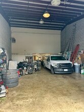 8733-8737 Quarry Rd, Manassas, VA for lease Interior Photo- Image 1 of 2