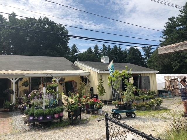 398 W Main St, Groton, MA à vendre - Photo du bâtiment - Image 3 de 20