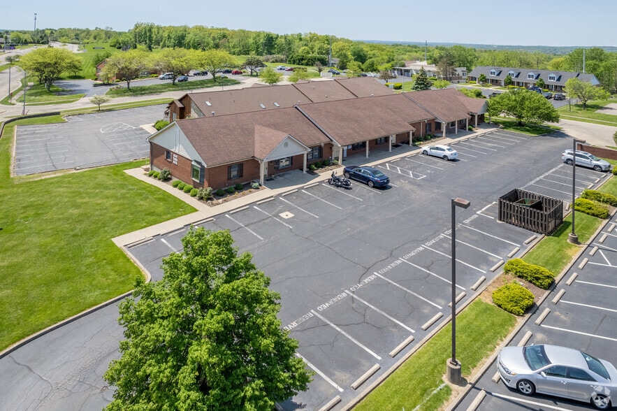 1045-1053 Summit Dr, Middletown, OH for lease - Aerial - Image 2 of 4