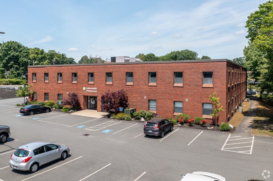 5 Federal St, Danvers, MA à louer - Photo du bâtiment - Image 1 de 20