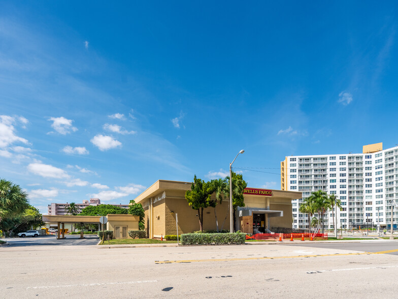 199 N Ocean Blvd, Pompano Beach, FL à louer - Photo principale - Image 1 de 10