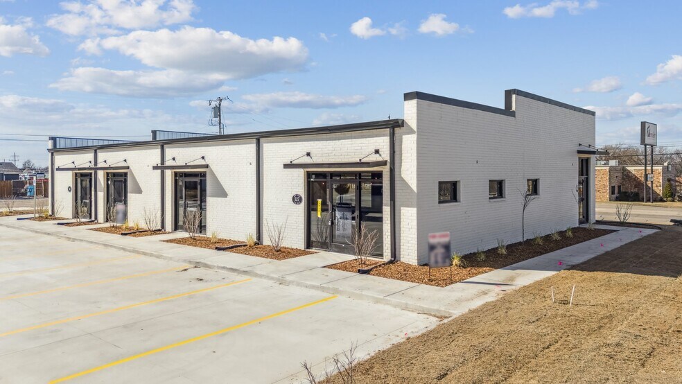 527 El Paso st, Broken Arrow, OK à louer - Photo du bâtiment - Image 3 de 7