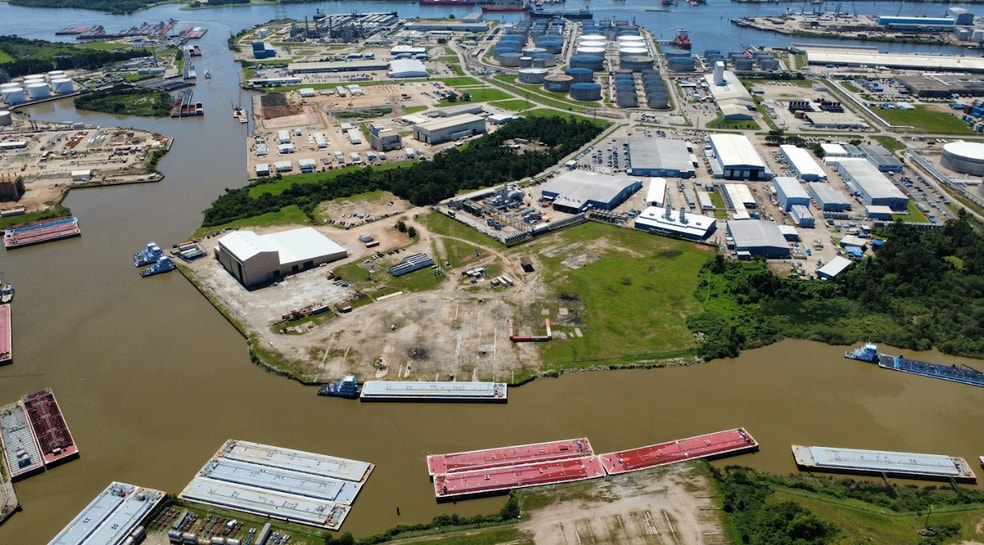 16425 Jacintoport Blvd, Channelview, TX for lease - Building Photo - Image 3 of 4
