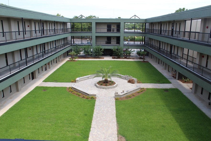 1064 Gardner Rd, Charleston, SC for lease - Building Photo - Image 3 of 23