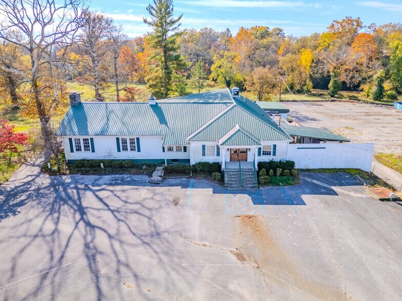 38 E Main St, Paris, KY à vendre - Photo du bâtiment - Image 2 de 15