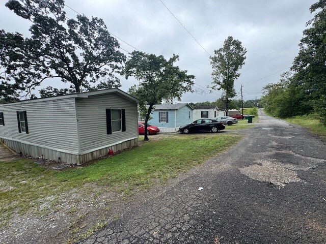 727 Wilcox Ave, Gaffney, SC à vendre Photo principale- Image 1 de 43