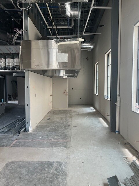 7511 Main St, Frisco, TX for lease Interior Photo- Image 1 of 4