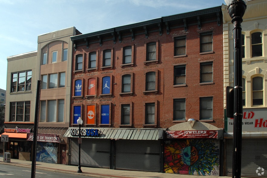 41 E State St, Trenton, NJ à vendre - Photo du bâtiment - Image 2 de 3