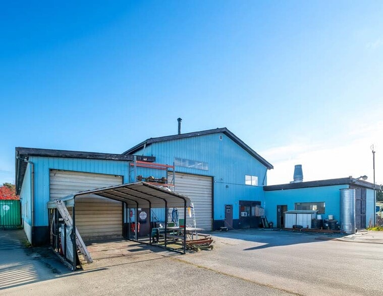 6435 64 St, Delta, BC à vendre - Photo du bâtiment - Image 2 de 8