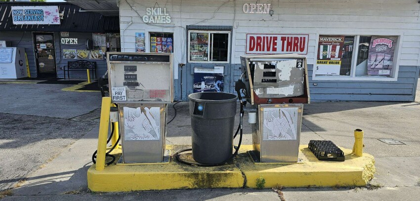 2133 E 5th St, Lumberton, NC à vendre - Photo du bâtiment - Image 2 de 7