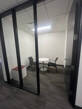 425 S Financial Pl, Chicago, IL for lease Building Photo- Image 2 of 3