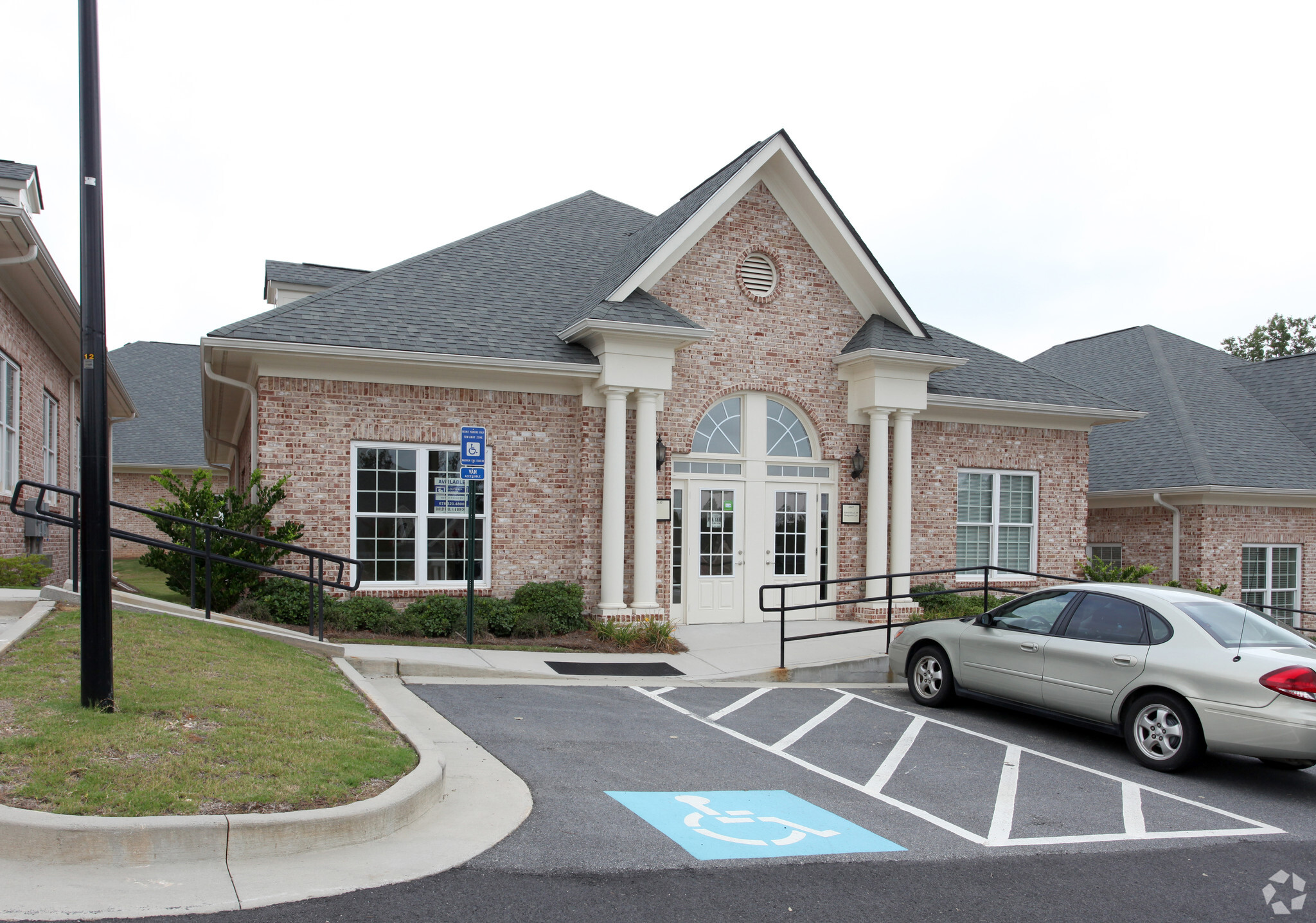 Office in Duluth, GA for sale Primary Photo- Image 1 of 1