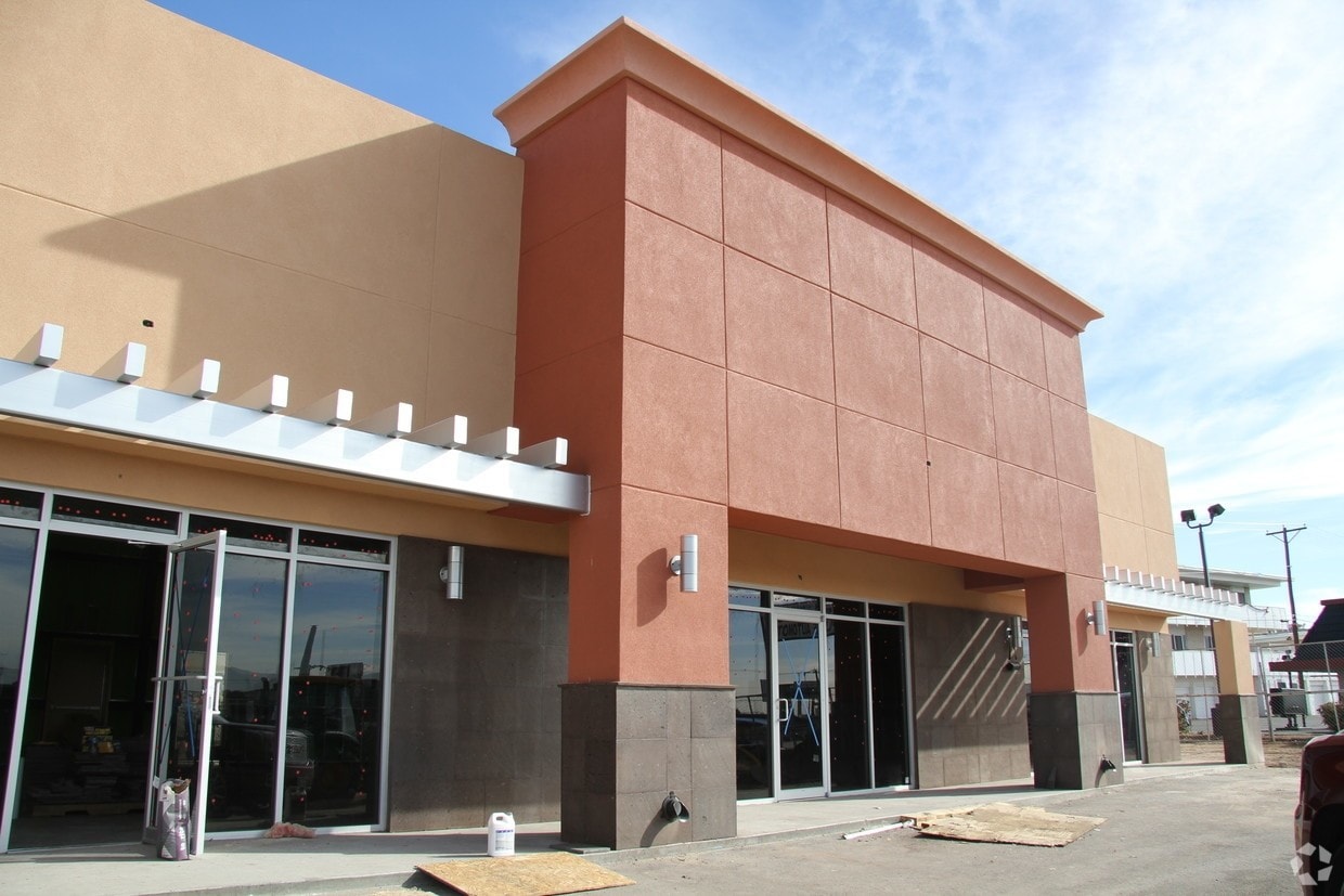 4164 N Mesa St, El Paso, TX for lease Primary Photo- Image 1 of 23