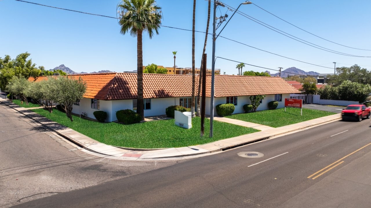 1802 E Thomas Rd, Phoenix, AZ à vendre Photo du bâtiment- Image 1 de 6
