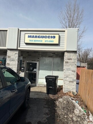 Plus de détails pour 220 Highland Pky, Tonawanda, NY - Commerce de détail à louer