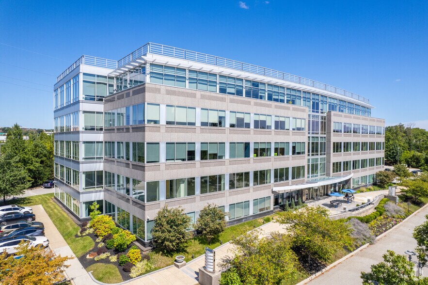 4000 Chemical Rd, Plymouth Meeting, PA for lease - Building Photo - Image 1 of 10