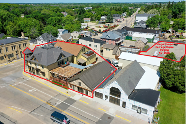 100-104 W Washington St, Slinger, WI for sale Building Photo- Image 1 of 3