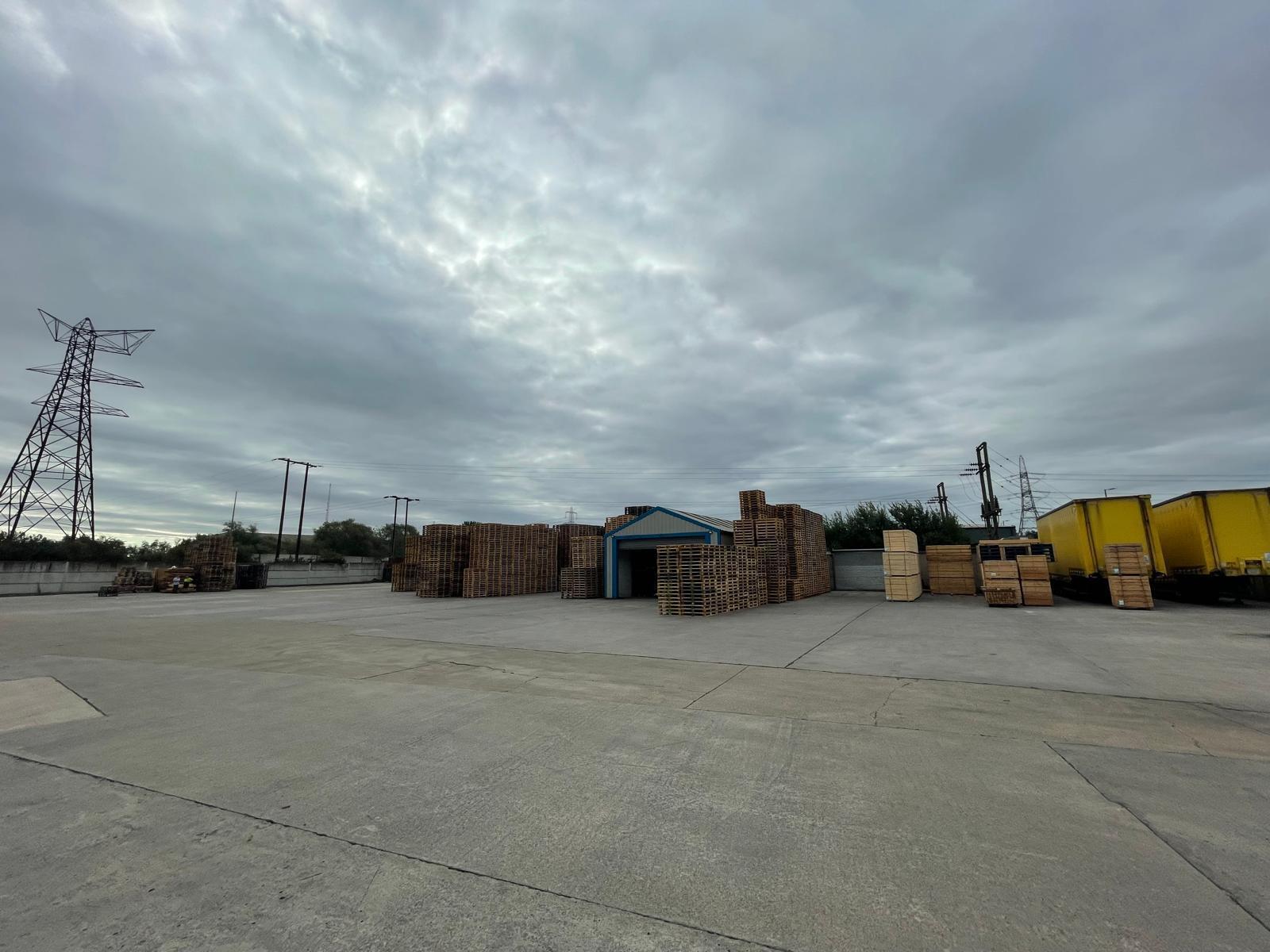 2 Kirkhaw Ln, Knottingley à vendre Photo du bâtiment- Image 1 de 1