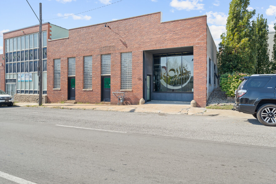 1712 Holmes St, Kansas City, MO for lease - Building Photo - Image 2 of 27