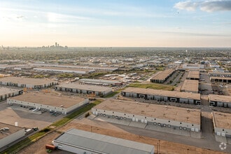 6340-6356 Roper Rd NW, Edmonton, AB - AÉRIEN  Vue de la carte - Image1