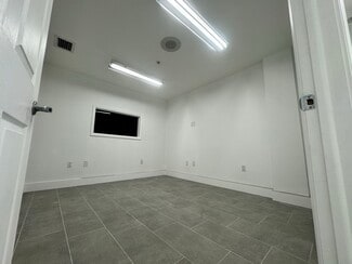 Plus de détails pour 6955-6965 NW 43rd St, Miami, FL - Industriel à louer