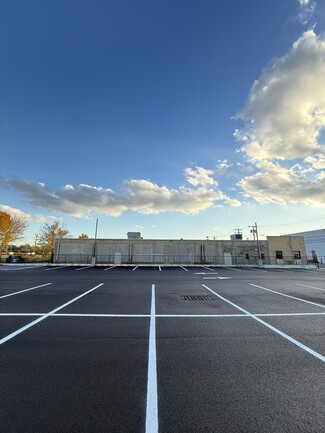 More details for 10 Nassau Terminal Rd, New Hyde Park, NY - Land for Lease