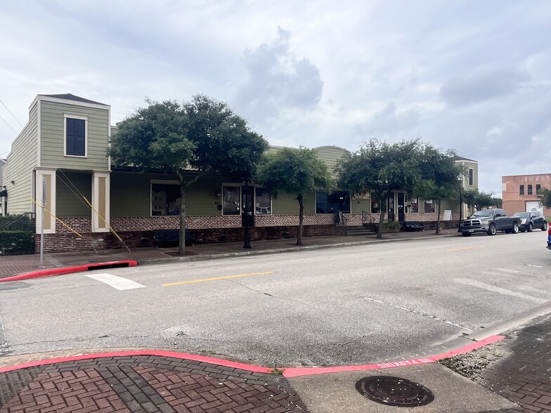 790 Neches, Beaumont, TX for sale - Building Photo - Image 2 of 12