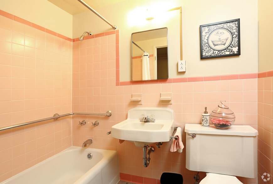 320 N 22nd St, Omaha, NE for sale - Building Photo - Image 3 of 118