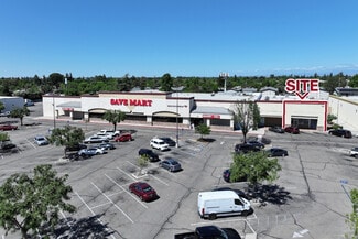 Plus de détails pour 4041-4065 E Ashlan Ave, Fresno, CA - Commerce de détail à louer