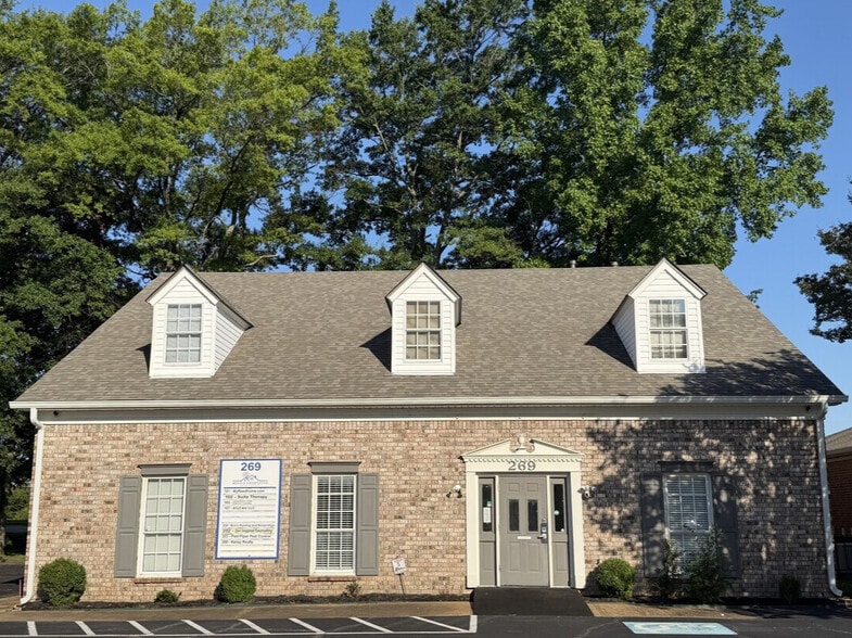 269 Germantown Bend Cv, Cordova, TN for lease - Building Photo - Image 1 of 11