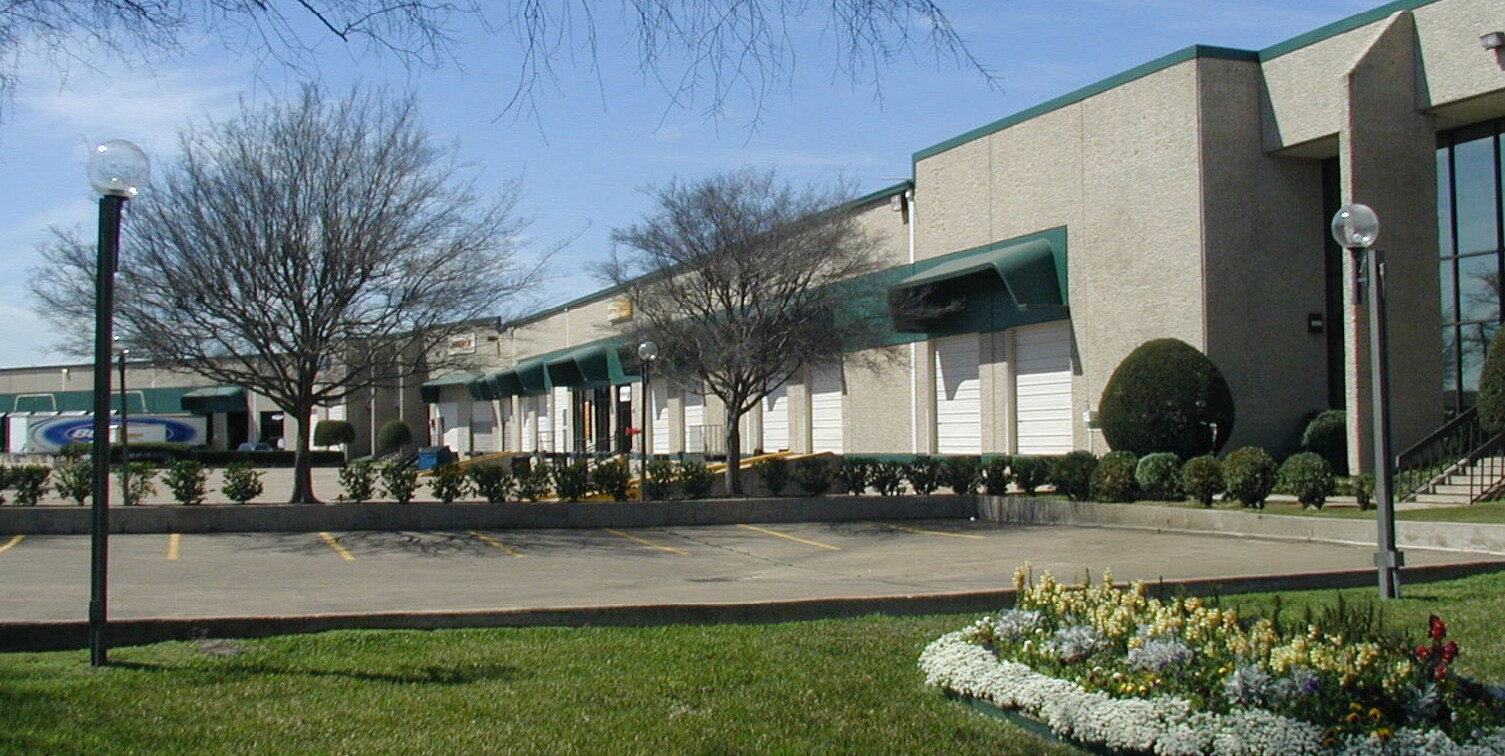 4749-4799 Eastpark Dr, Houston, TX à louer Photo principale- Image 1 de 2