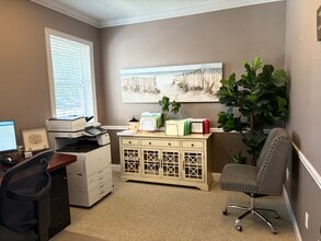 4879 NW Palm Coast Pky, Palm Coast, FL for lease Interior Photo- Image 2 of 5